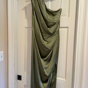 Elliatt One-Shoulder Green Cocktail Dress